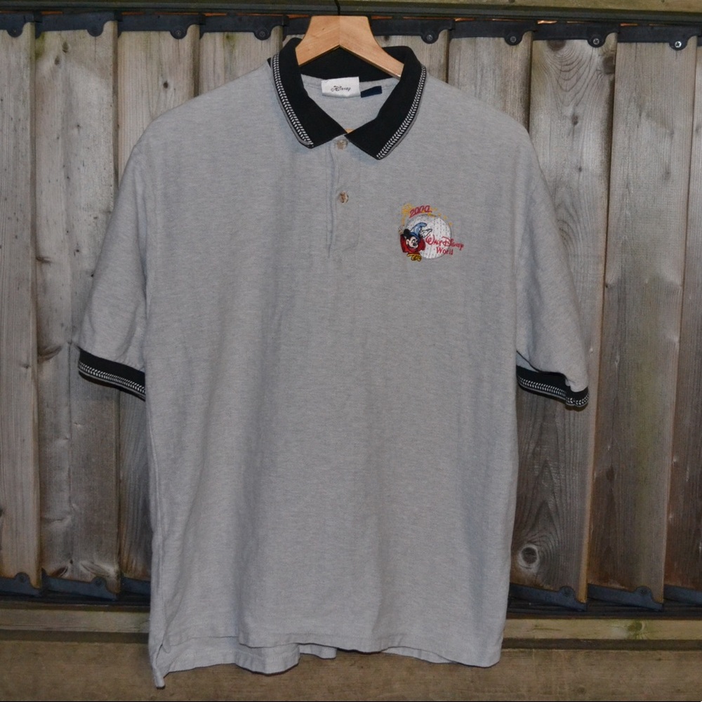 ❗️Vintage 2000 Disney Polo
